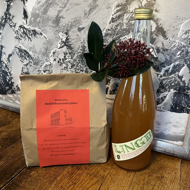 Hovedbilde Rundstykkeblanding & Linge eplejuice